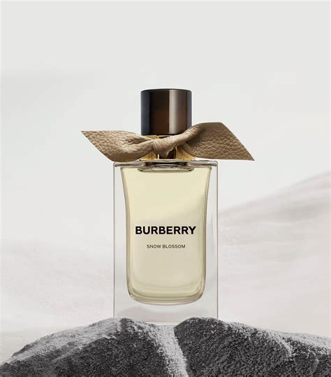 snow blossom Burberry botanicals